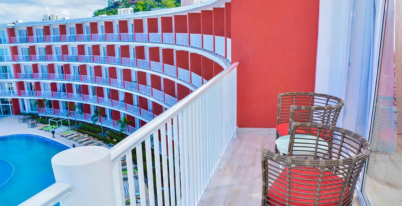 รอยัล เดคาเมรอน คอร์นวอลล์ บีช - ออลอินคลูซีฟ Hotel มอนเทโกเบย์ ภายนอก รูปภาพ
